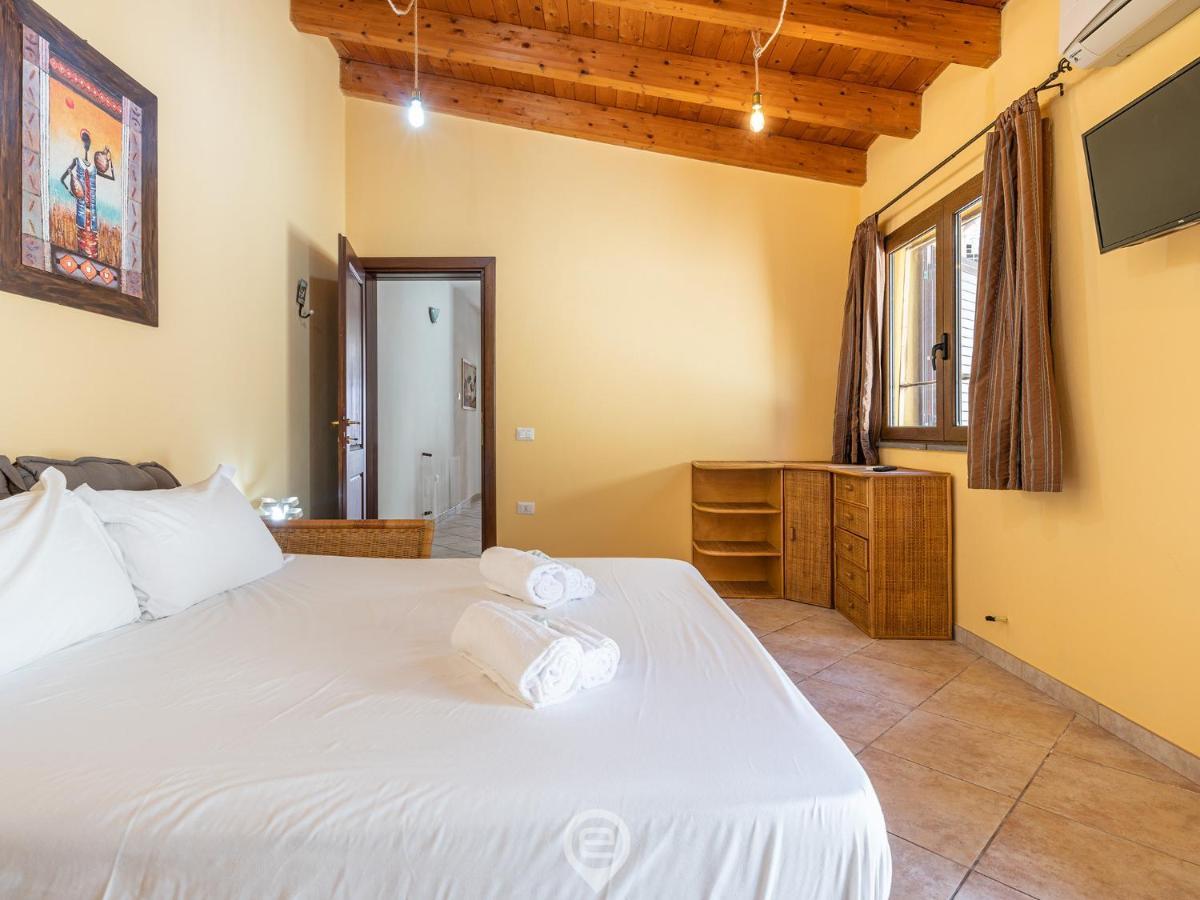 Lidia'S House Apartment Oristano Luaran gambar